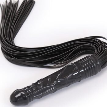 Látigo con consolador incorporado (Color sujeto a stock)