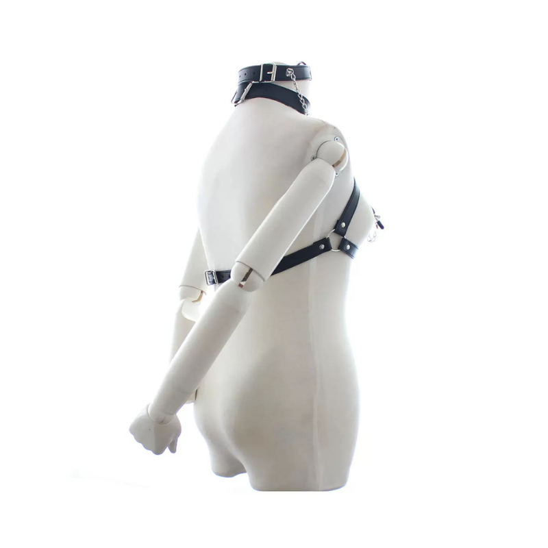 Arnés Sexy Con Mordaza Y Pinzas De Pezones